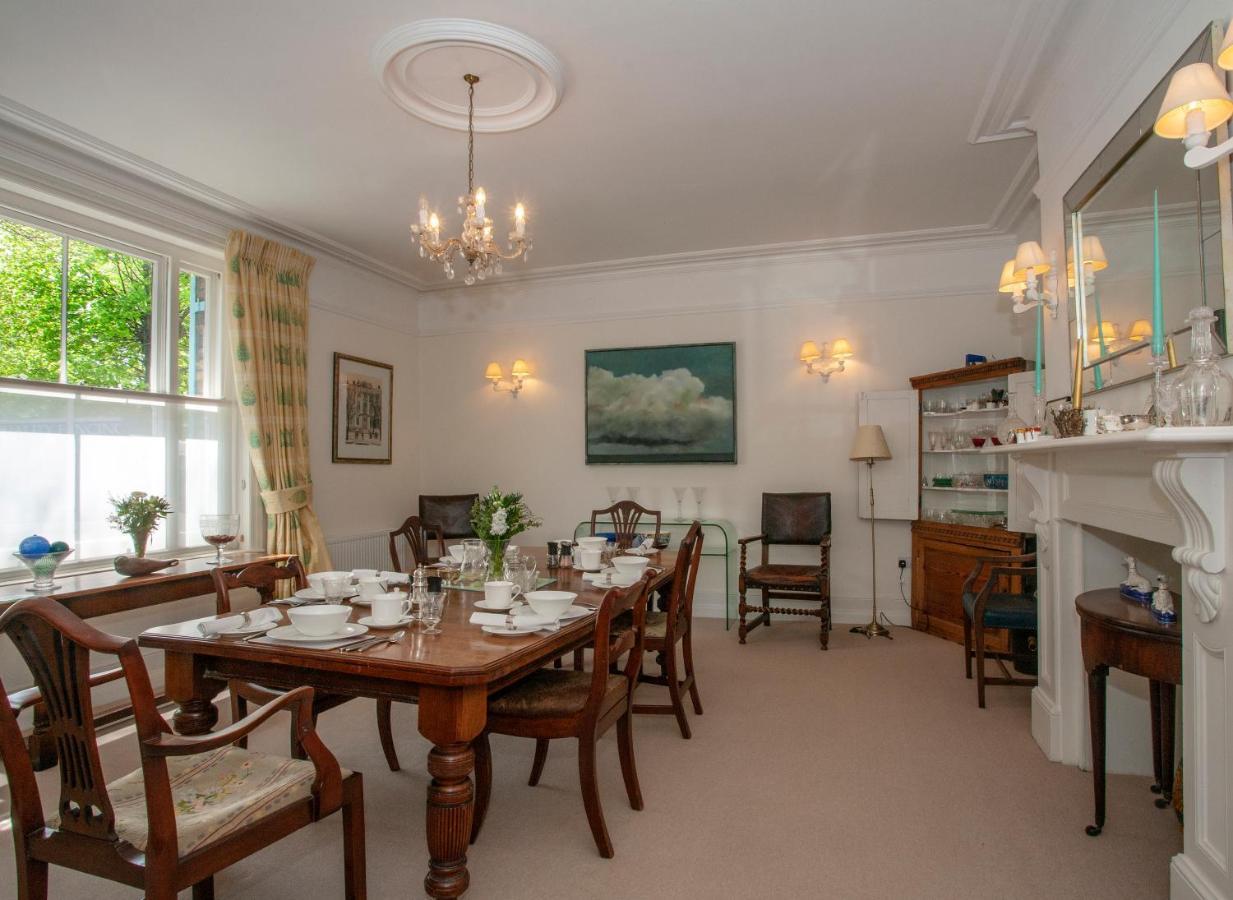Bear'S Well Guest House 迪尔 外观 照片